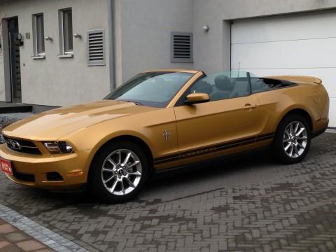 2013 Ford Mustang Cabriolet for sale