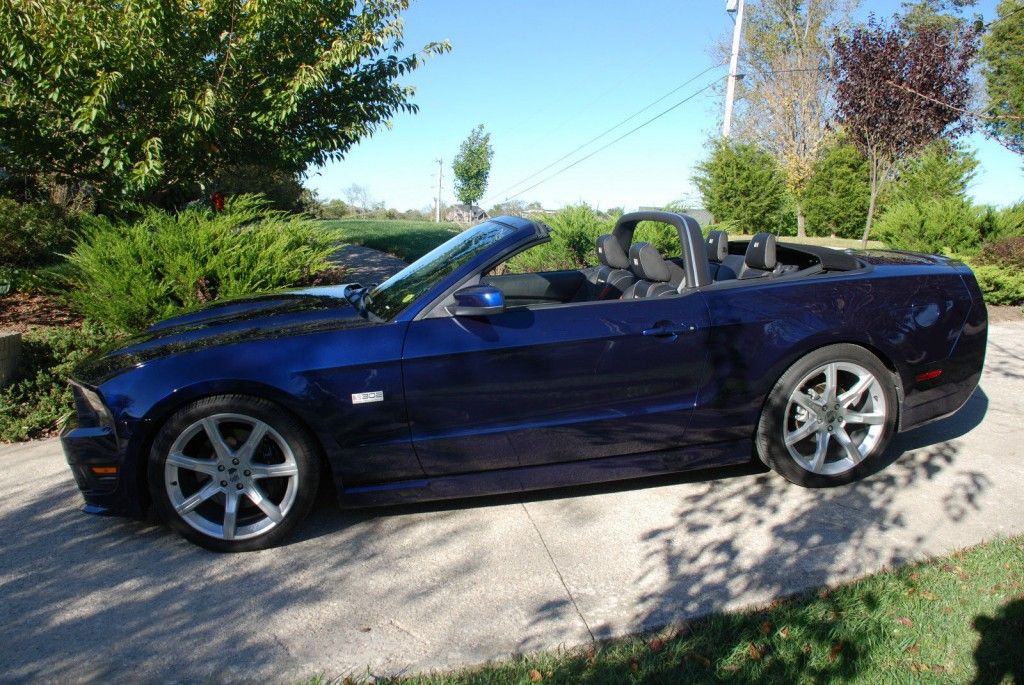 2011 Ford Mustang Saleen S302 Convertible