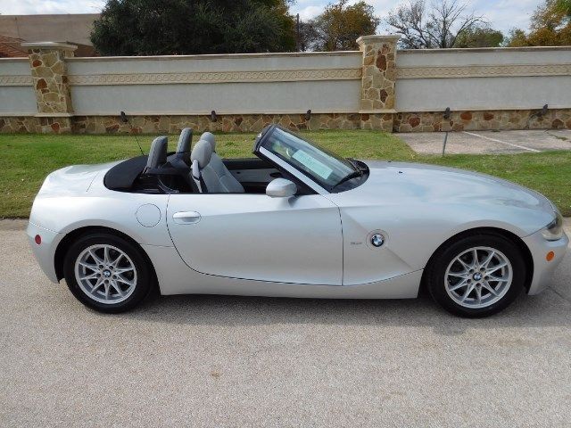 2005 BMW Z4 2.5I 6 Cylinder Convertible