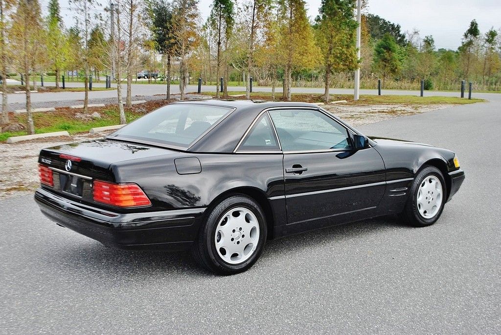 Beautiful 1997 Mercedes Benz SL500 Removable Hard Top