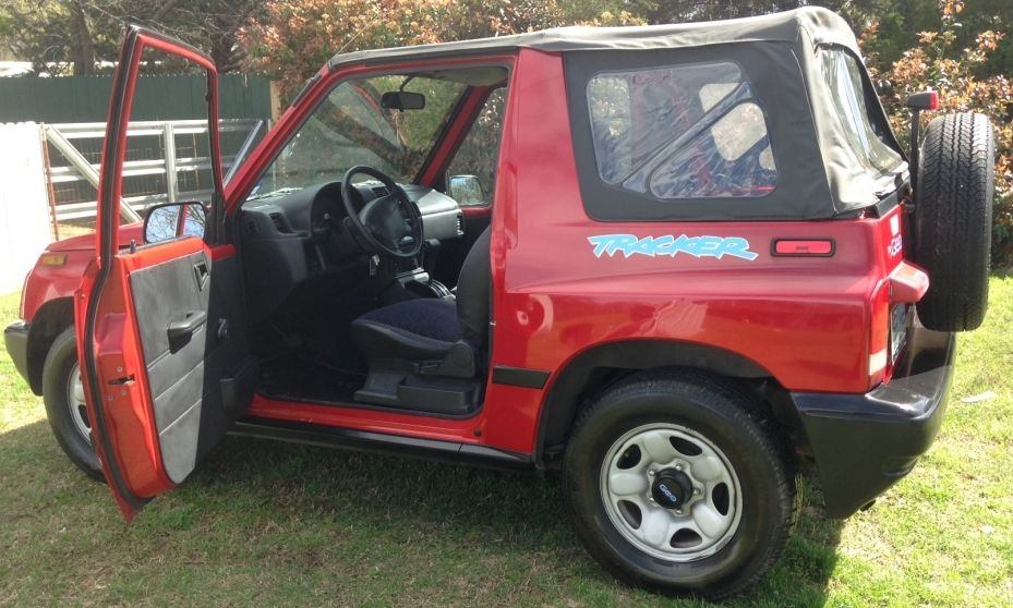 1996 Geo Tracker Sport Utility 2D Convertible