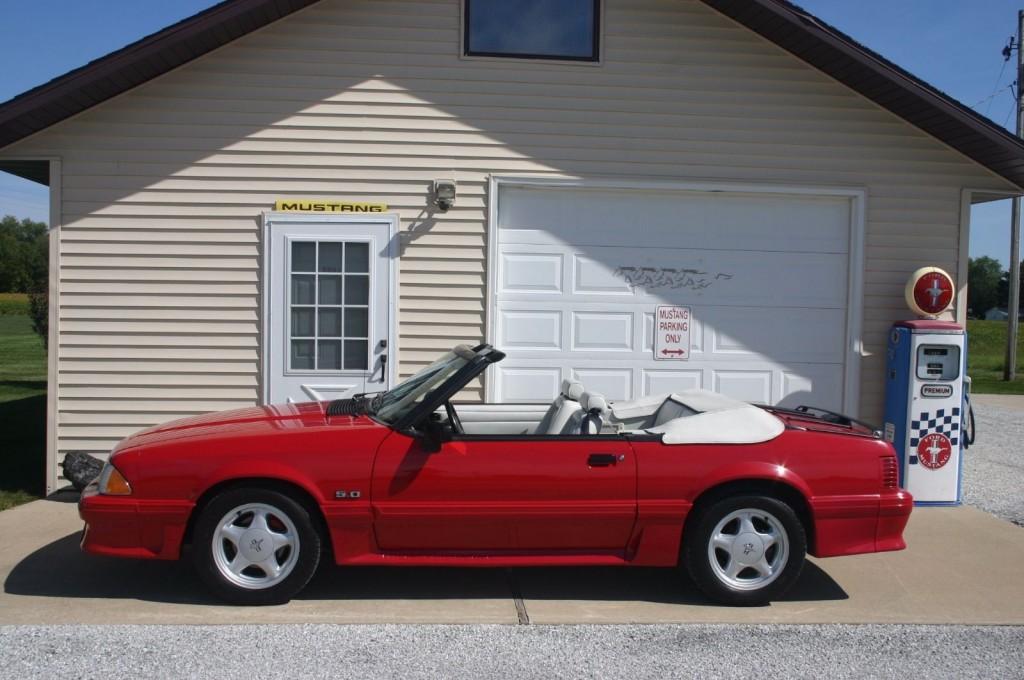 1993 Ford Mustang GT Convertible