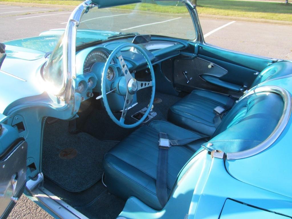 1960 Chevrolet Corvette CONVERTIBLE
