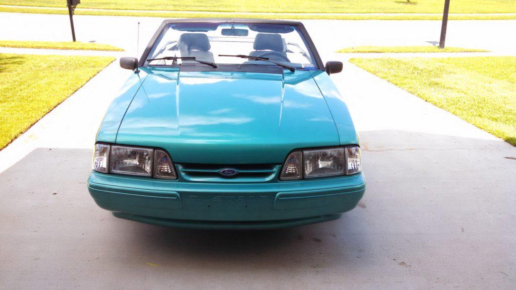 1992 Ford Mustang LX 5.0 Convertible