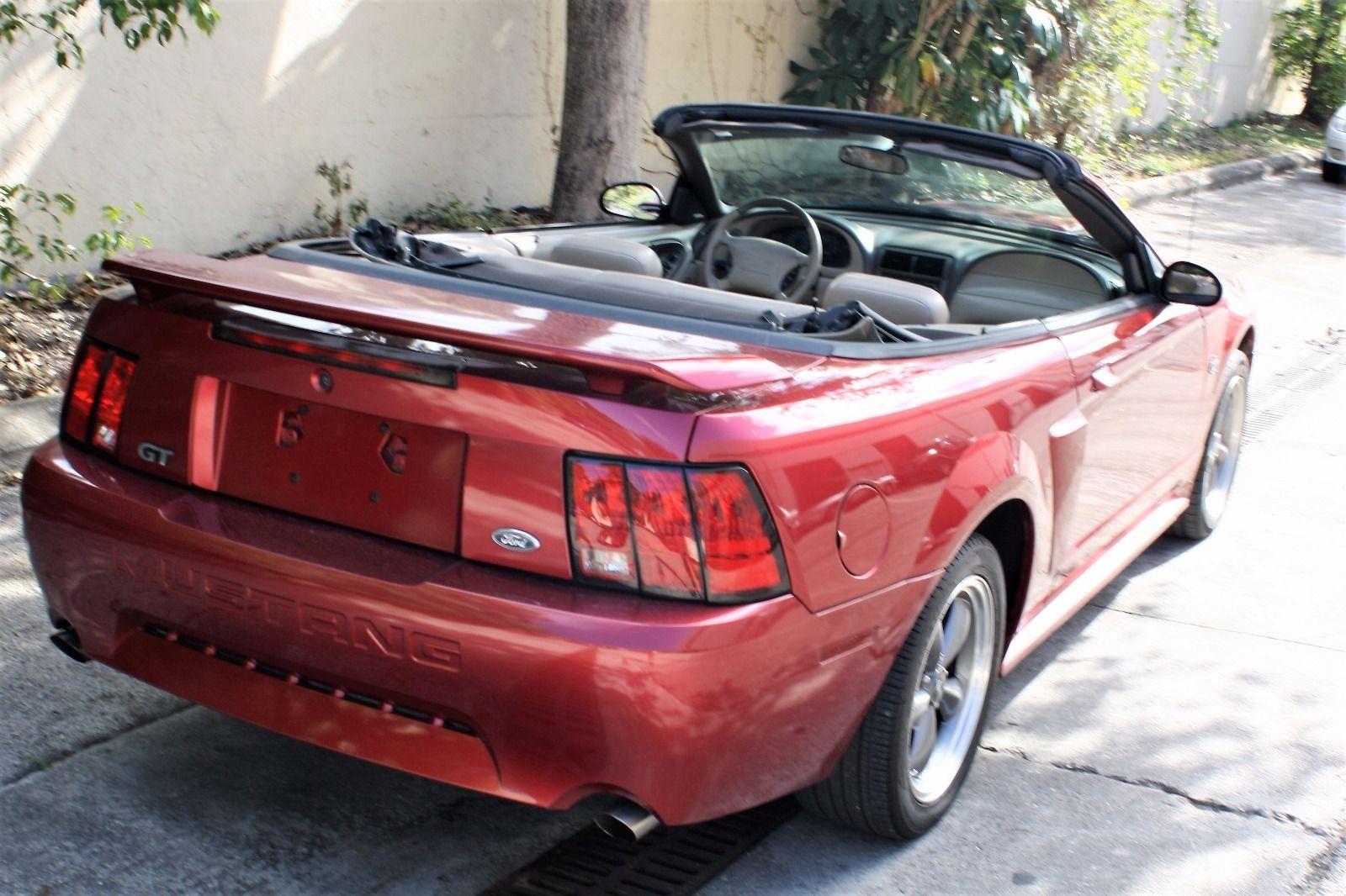 2003 Ford Mustang GT Convertible