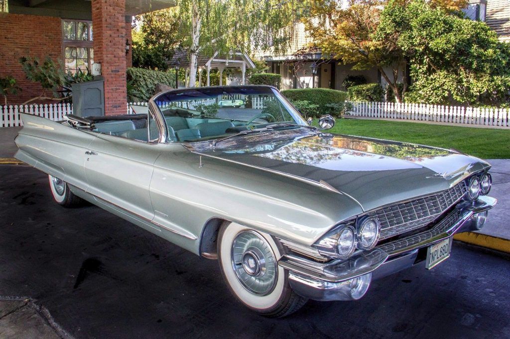 Completely restored 1961 Cadillac Deville Convertible