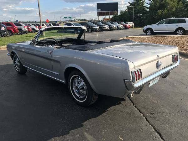 gorgeous 1966 Ford Mustang Convertible