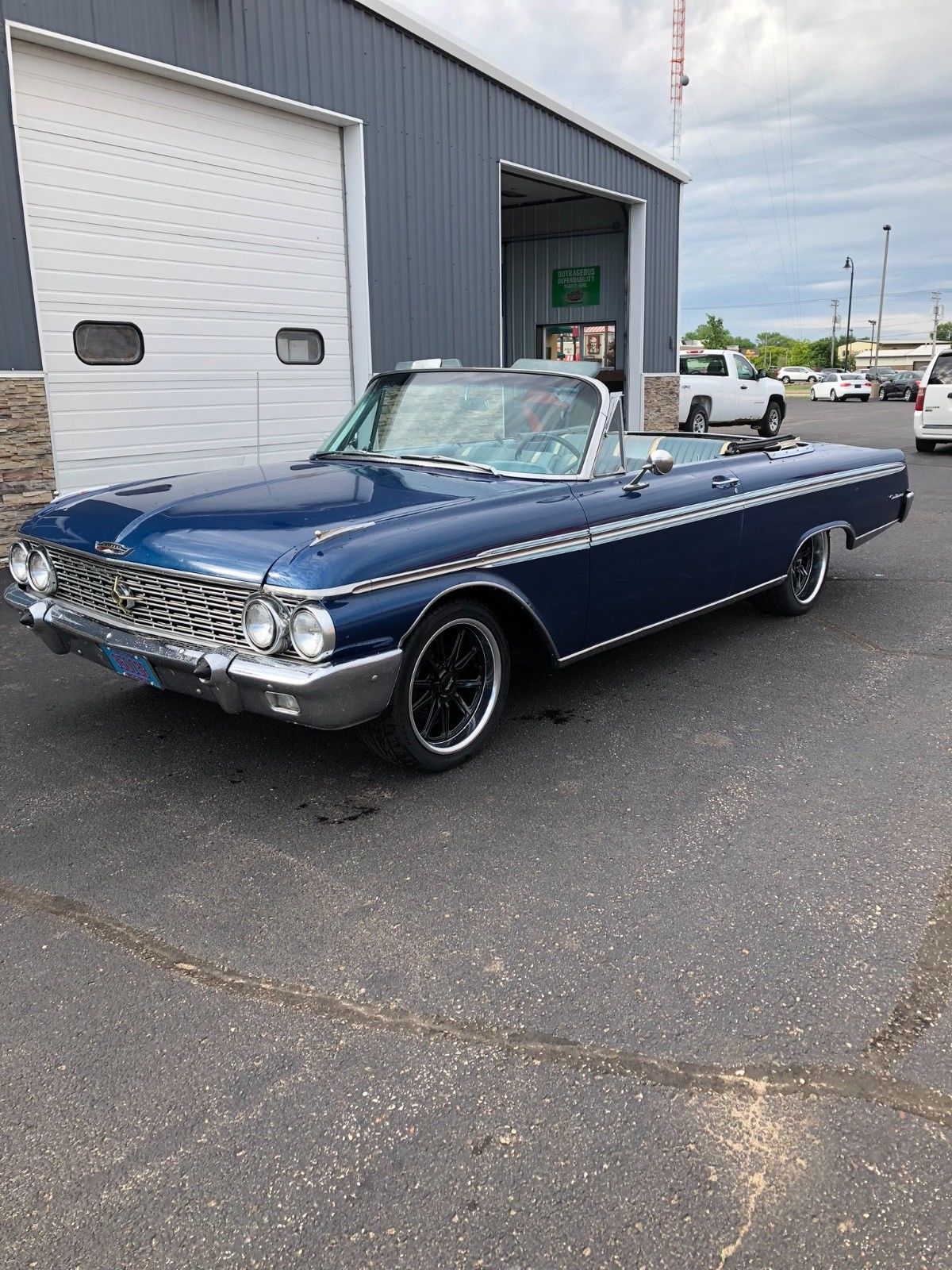 Custom 1962 Ford Galaxie