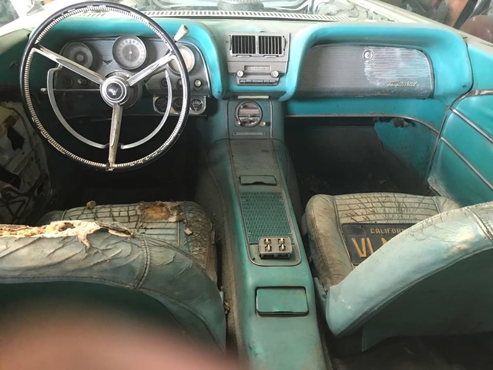 rust free 1959 Ford Thunderbird converible