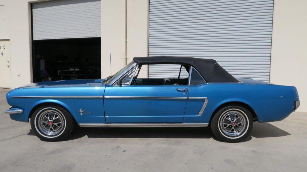 lots of extra parts 1965 Ford Mustang Convertible