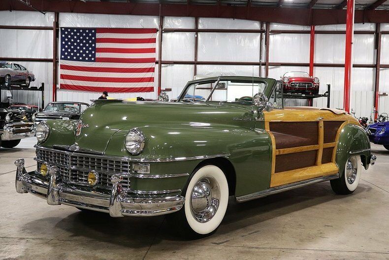 low miles 1948 Chrysler Town and Country Convertible