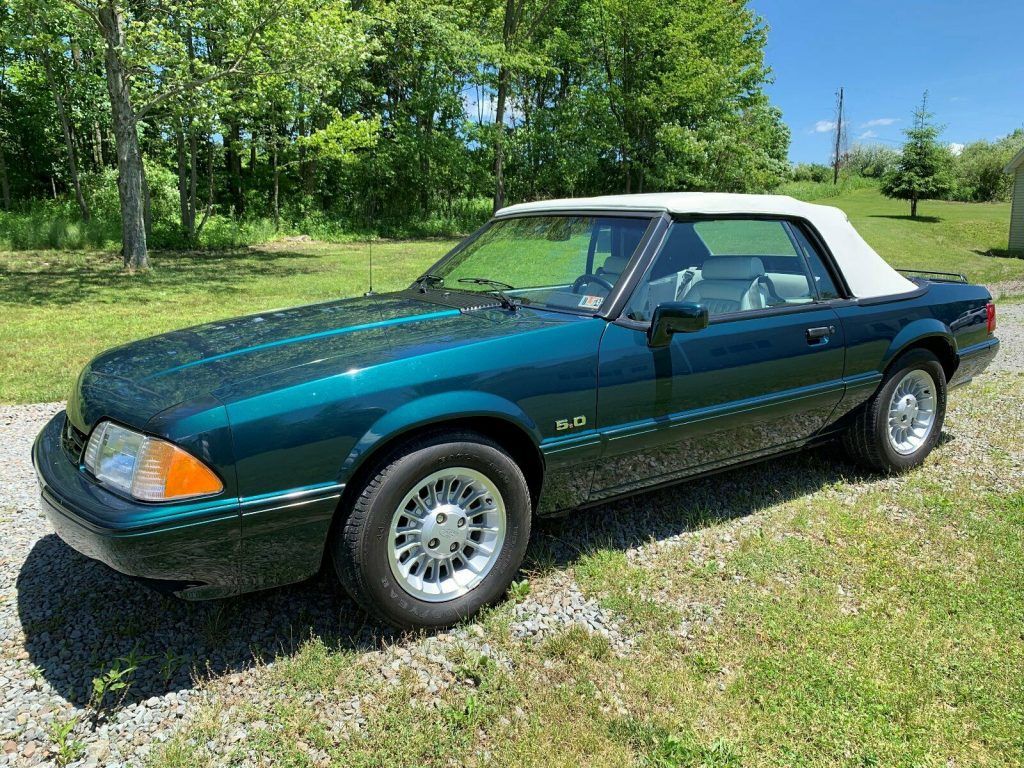 very clean 1990 Ford Mustang LX convertible