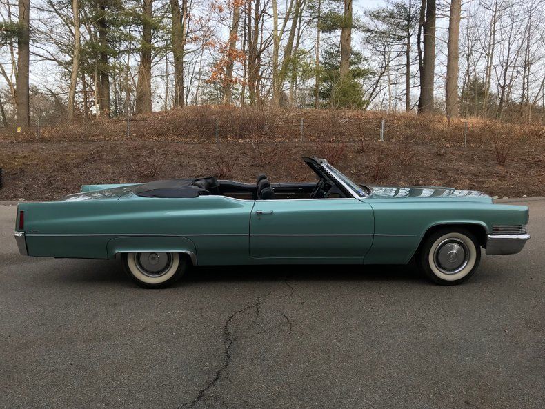 very nice 1970 Cadillac Deville Convertible