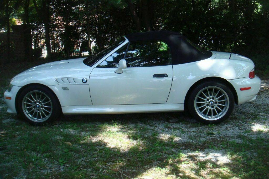 recently detailed 2002 BMW Z3 3.0i convertible