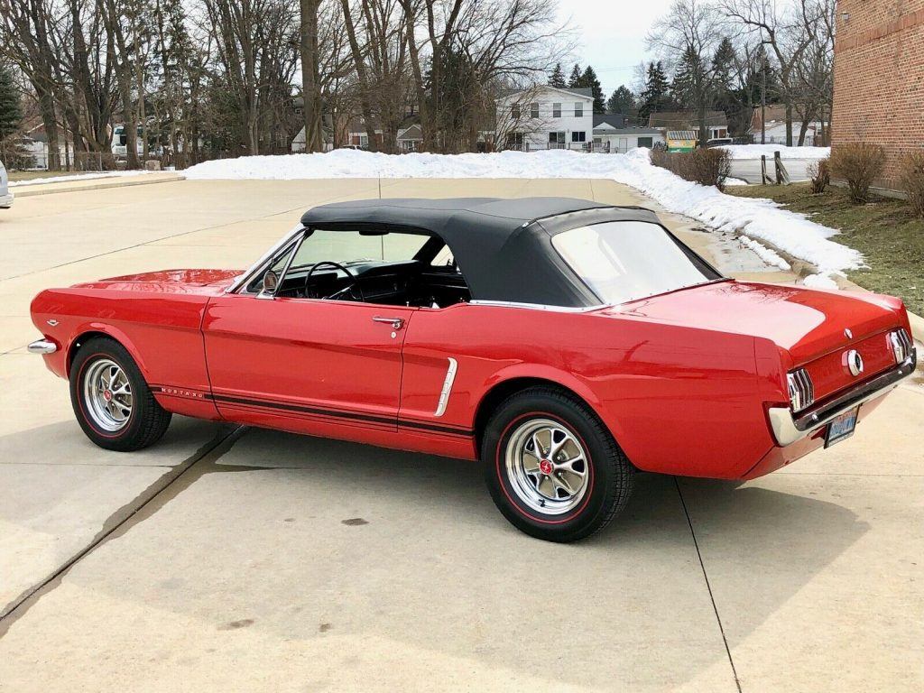 beautiful 1965 Ford Mustang convertible