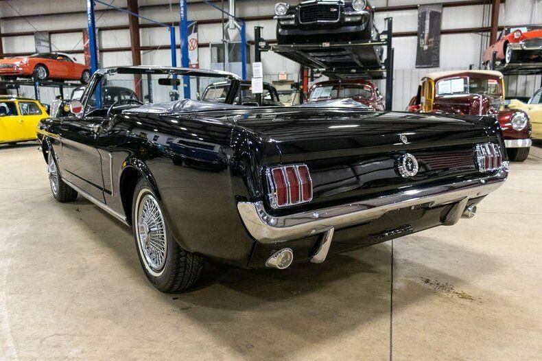 very nice 1965 Ford Mustang convertible