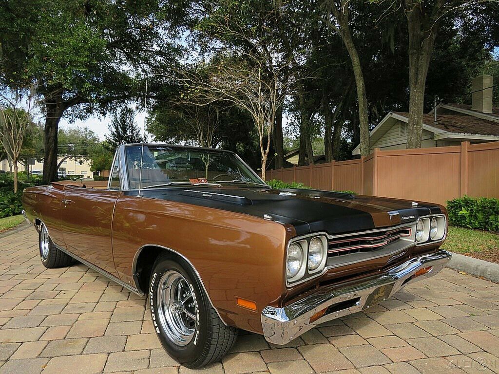 1969 Plymouth Road Runner Convertible Tribute 383 V8 [Fully Restored]