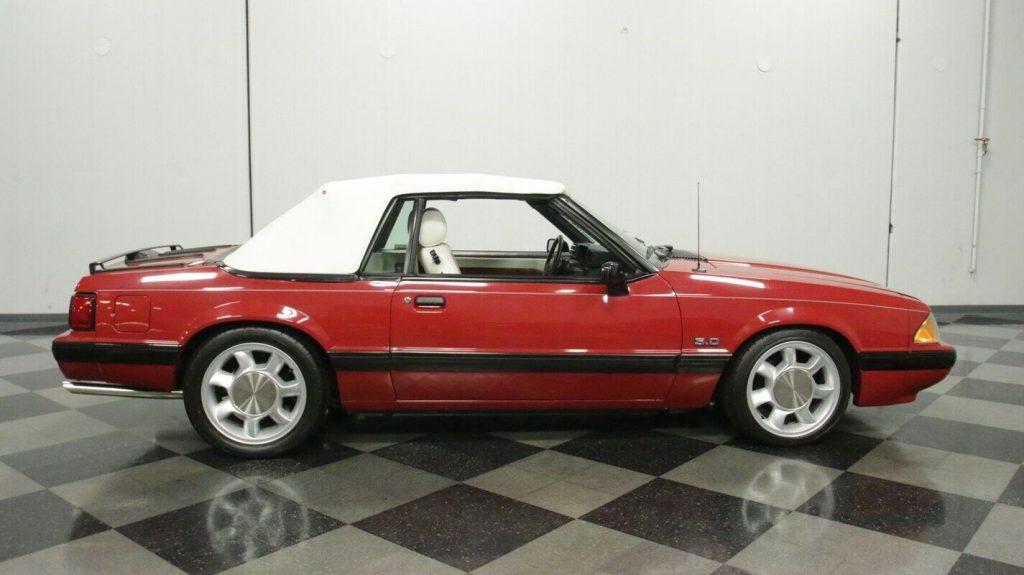 1989 Ford Mustang LX 5.0 Convertible [collector’s car]
