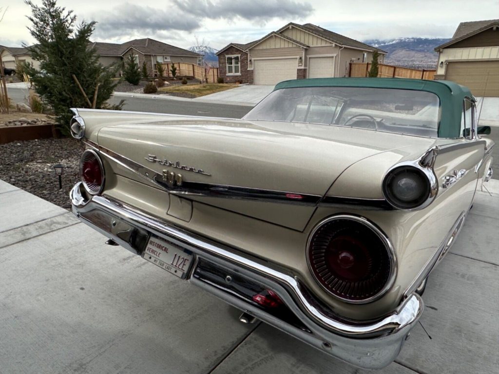 1959 Ford Fairlane 500 Convertible [all stock]