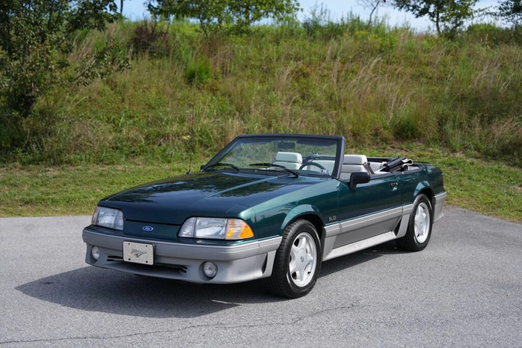 1992 Ford Mustang GT