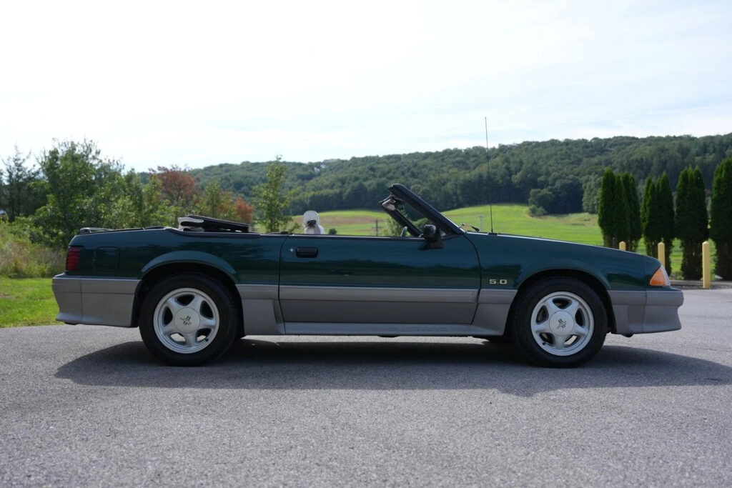 1992 Ford Mustang GT