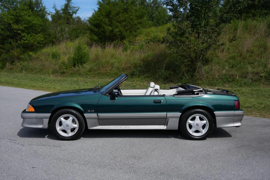 1992 Ford Mustang GT