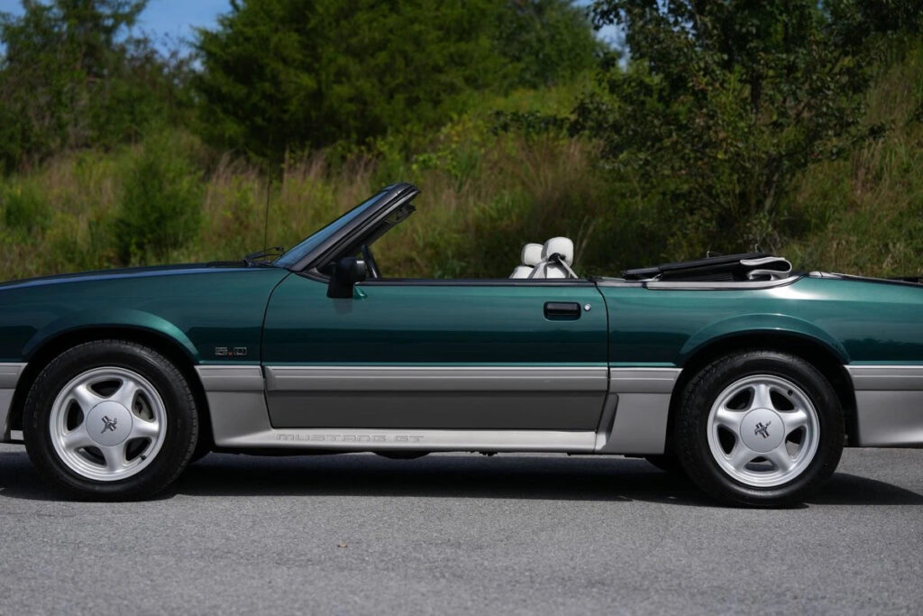 1992 Ford Mustang GT