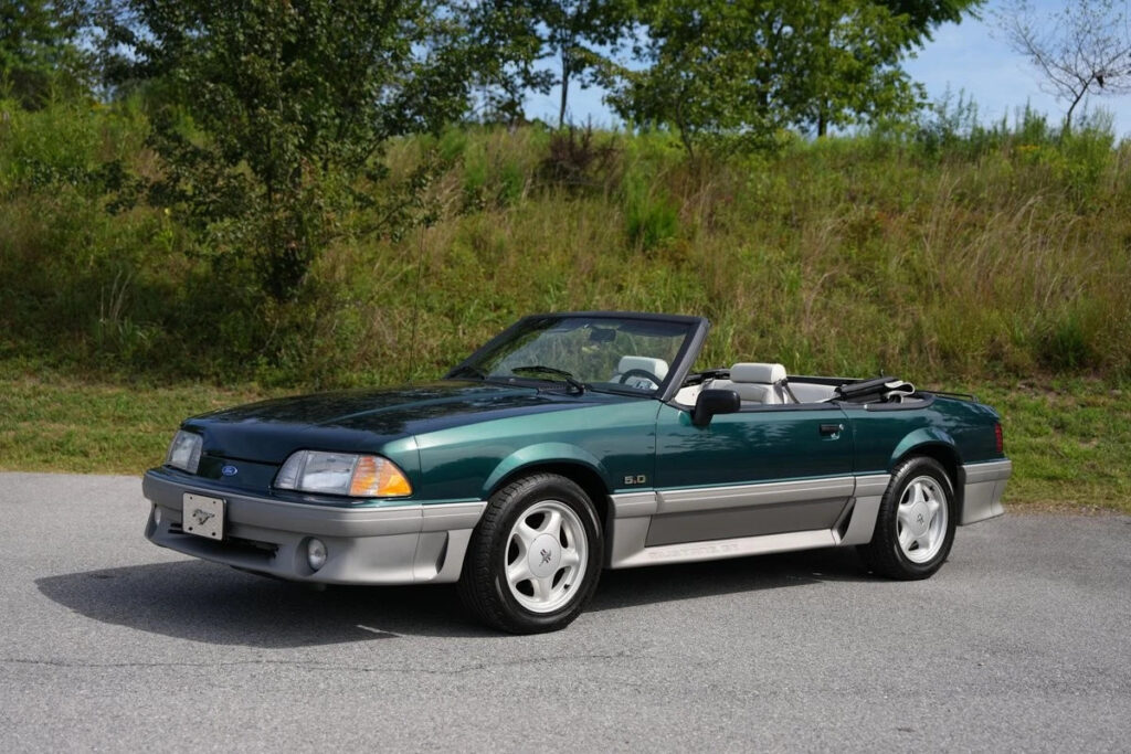 1992 Ford Mustang GT