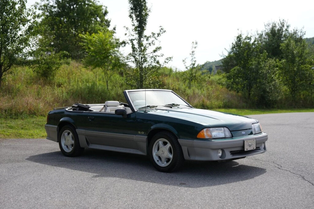 1992 Ford Mustang GT