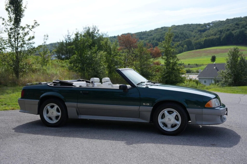1992 Ford Mustang GT