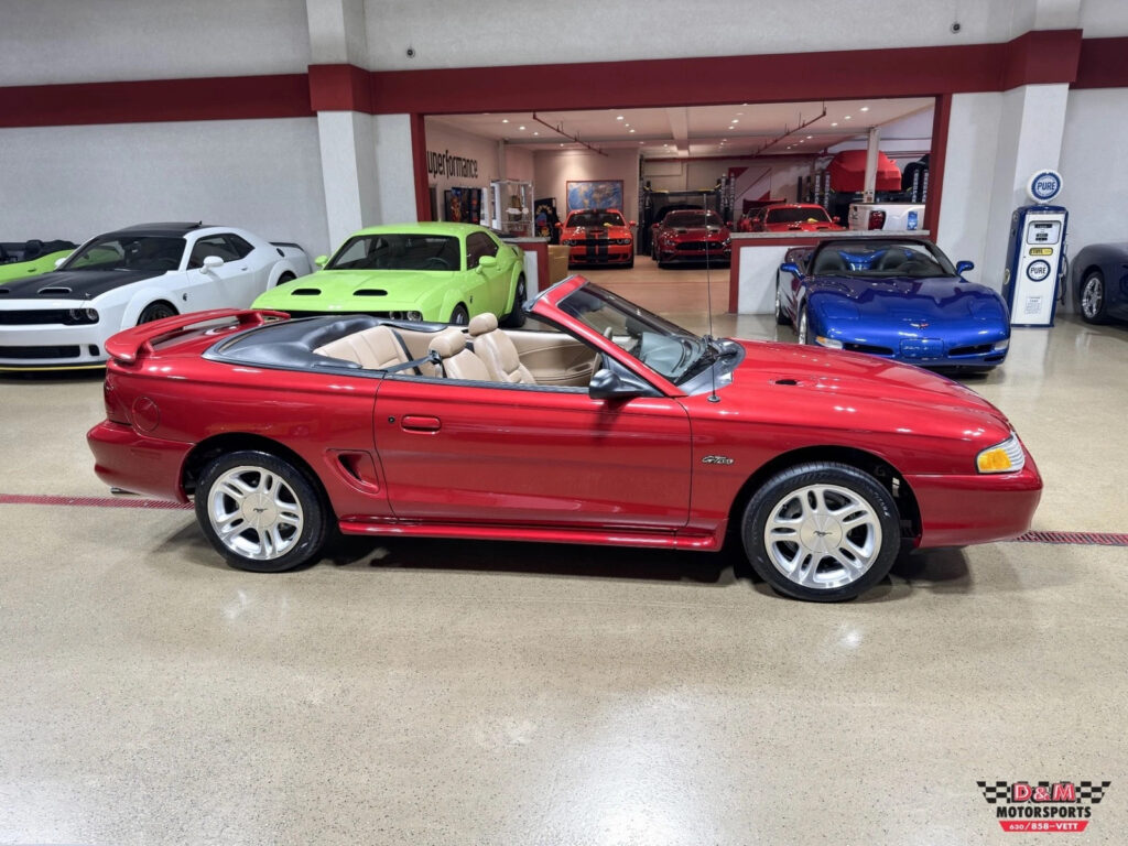 1998 Ford Mustang GT Convertible