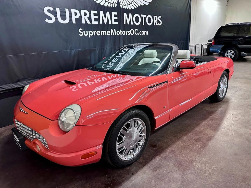 2003 Ford Thunderbird Deluxe James Bond 007 Edition