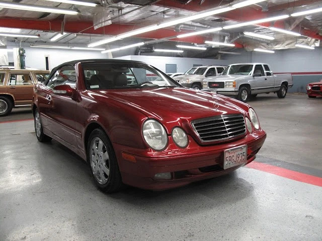 2003 Mercedes-Benz CLK320