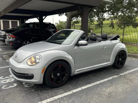 2016 Volkswagen Beetle SE , Convertible Auto &amp; Low Miles for sale