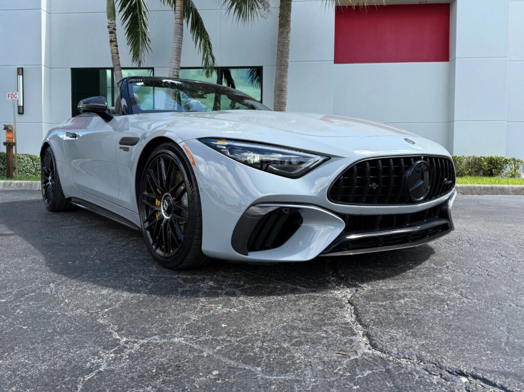 2022 Mercedes-Benz AMG SL 63
